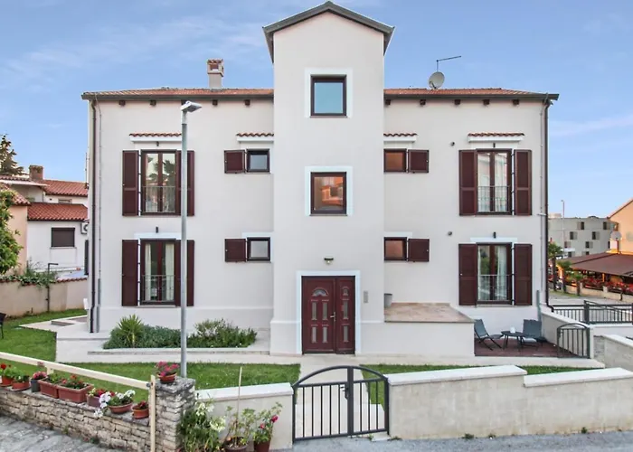 Apartments Villa Alba II